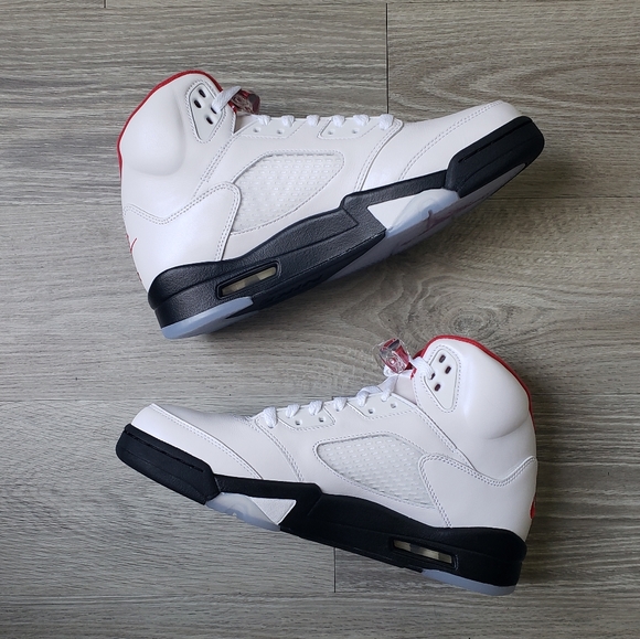 Air Jordan 5 Retro White-Fire Red 2020 Release - Picture 4 of 12